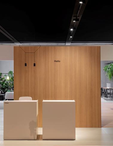Kristalia 米兰家具展展位